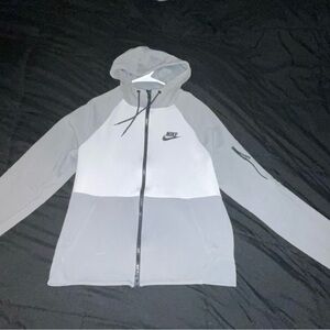 Nike Gray and White Lightweight Jacket with Swoosh